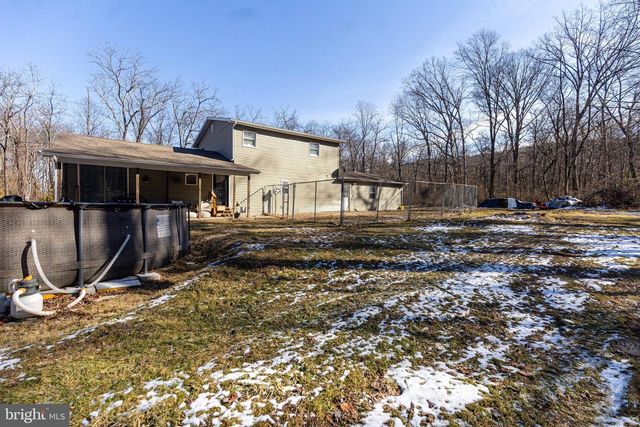 58 IRISH GAP RD, Newville, PA 17241