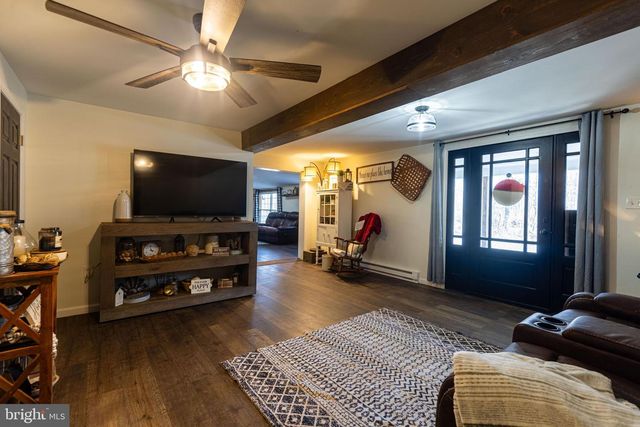 58 IRISH GAP RD, Newville, PA 17241