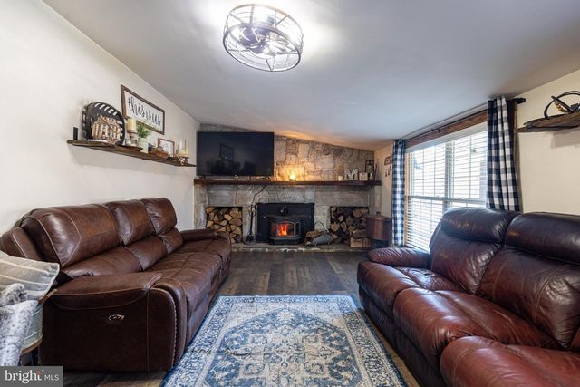 58 IRISH GAP RD, Newville, PA 17241