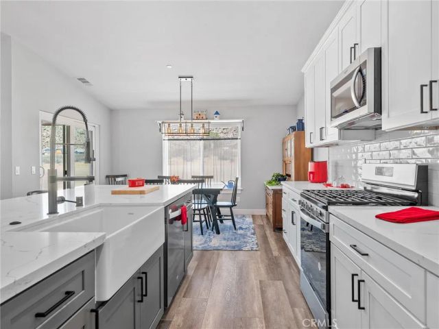 24162 Shoshone Road, Apple Valley, CA 92307