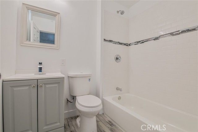 1331 W Manchester, Los Angeles, CA 90044