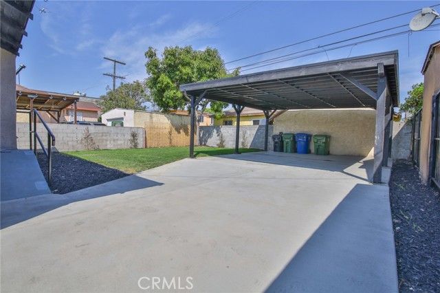 1331 W Manchester, Los Angeles, CA 90044