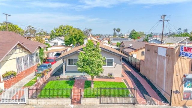 1331 W Manchester, Los Angeles, CA 90044