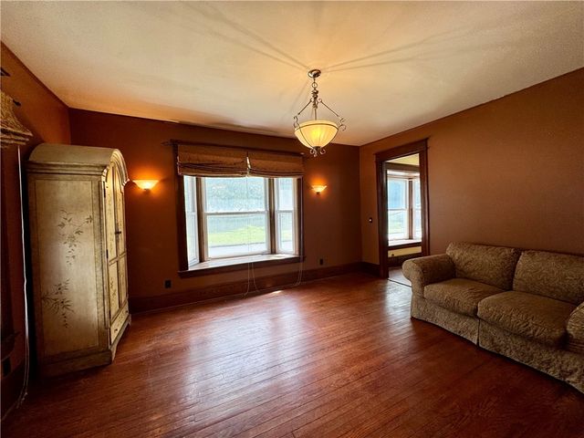 1605 Lehigh Station Road, Henrietta, NY 14467