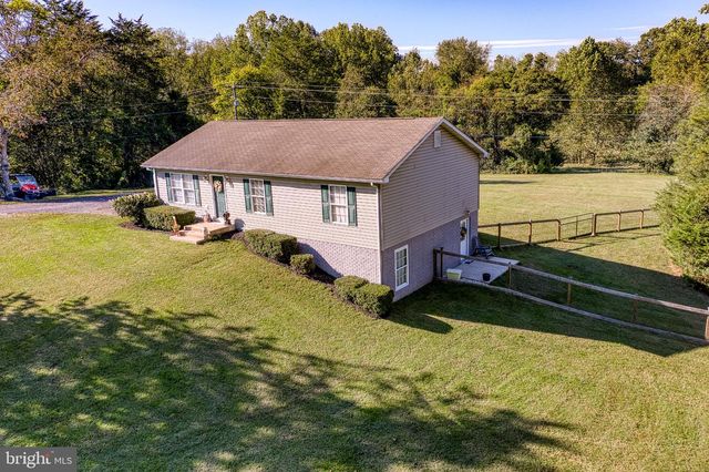 11165 DROGHEDA MOUNTAIN RD, Rixeyville, VA 22737
