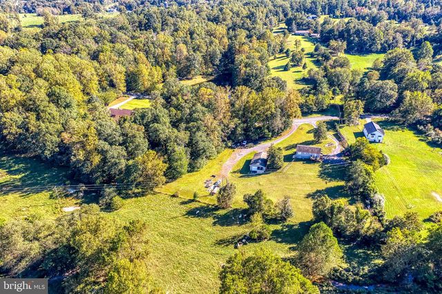 11165 DROGHEDA MOUNTAIN RD, Rixeyville, VA 22737