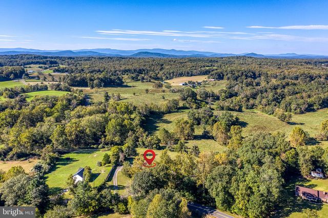 11165 DROGHEDA MOUNTAIN RD, Rixeyville, VA 22737