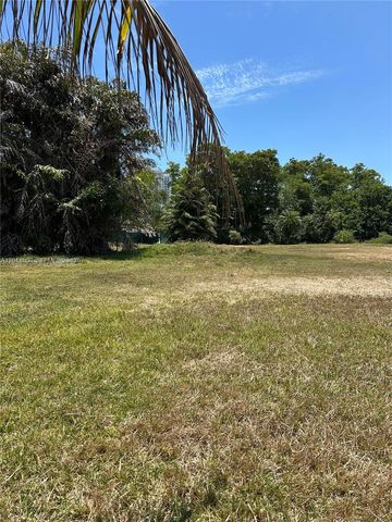 1101 NE 83rd, Miami, FL 33138