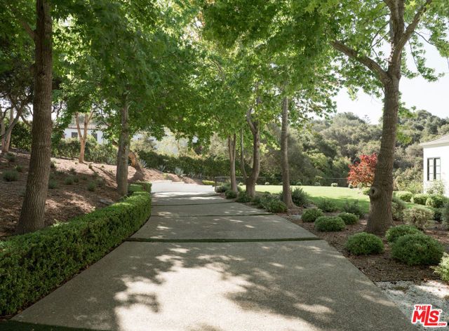 1925 Jelinda Drive, Montecito, CA 93108