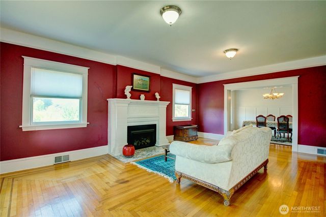 17439 McLean Road, Mount Vernon, WA 98273