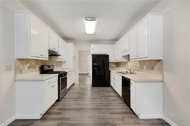 90 Montrose Lane, Sharpsburg, GA 30277