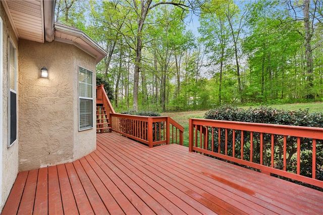 90 Montrose Lane, Sharpsburg, GA 30277