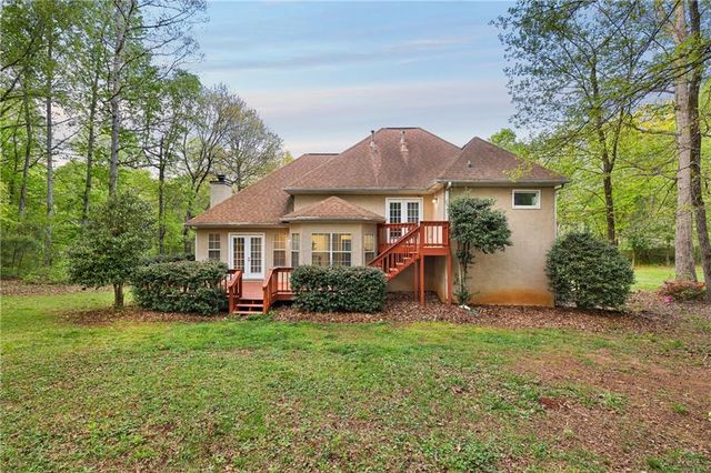 90 Montrose Lane, Sharpsburg, GA 30277