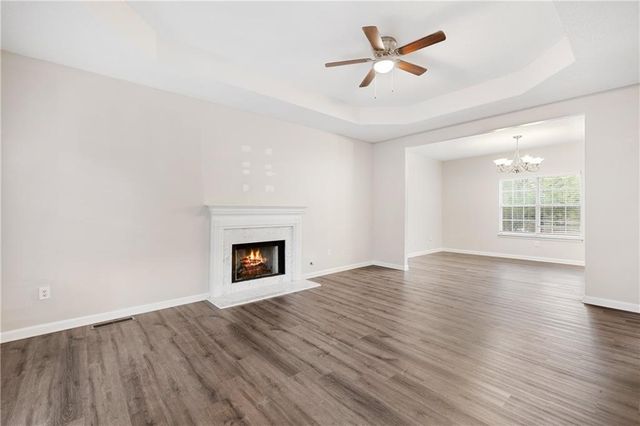 90 Montrose Lane, Sharpsburg, GA 30277