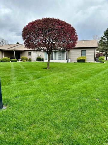 1548 E Kammerer Road, Kendallville, IN 46755