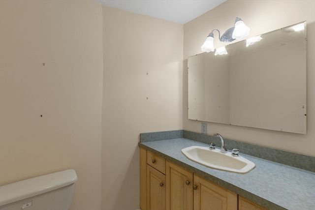 46 Kensington Dr, Sandwich, MA 02563