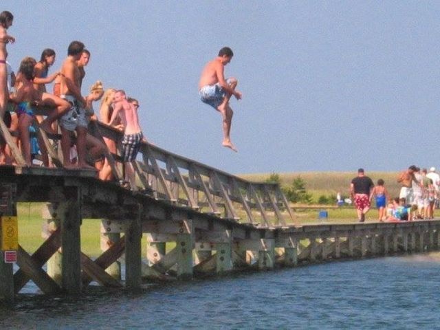 46 Kensington Dr, Sandwich, MA 02563