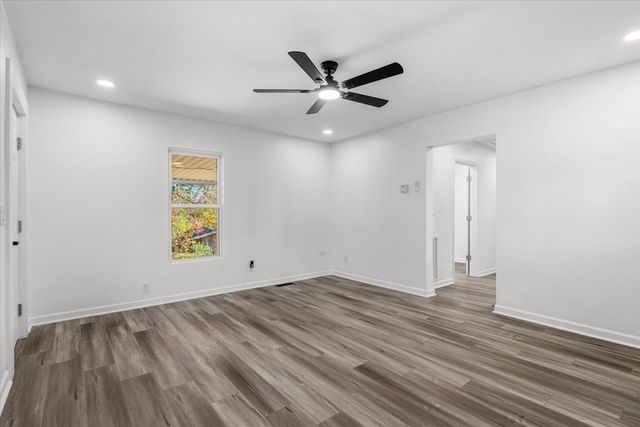 1070 NE Dawnville Road, Dalton, GA 30721