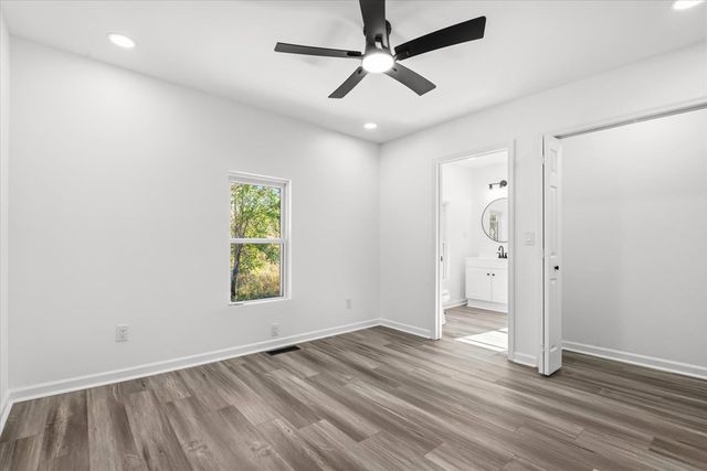 1070 NE Dawnville Road, Dalton, GA 30721