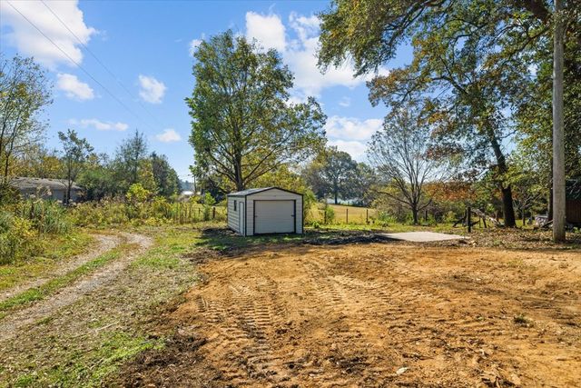 1070 NE Dawnville Road, Dalton, GA 30721