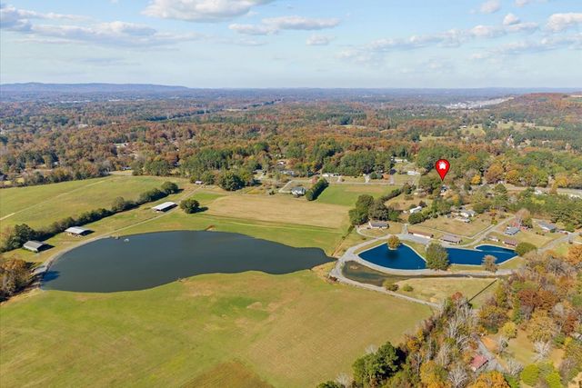 1070 NE Dawnville Road, Dalton, GA 30721