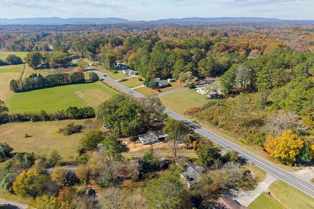 1070 NE Dawnville Road, Dalton, GA 30721