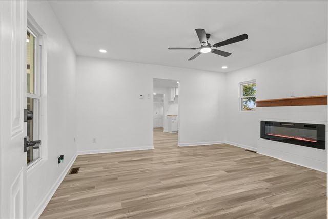 1070 NE Dawnville Road, Dalton, GA 30721