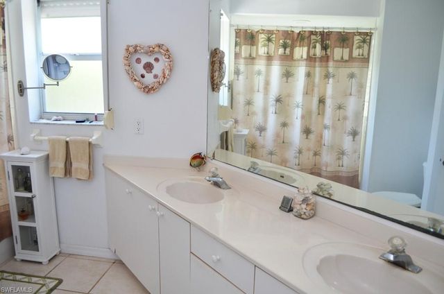 4551 Bartlett PKWY, Captiva, FL 33924