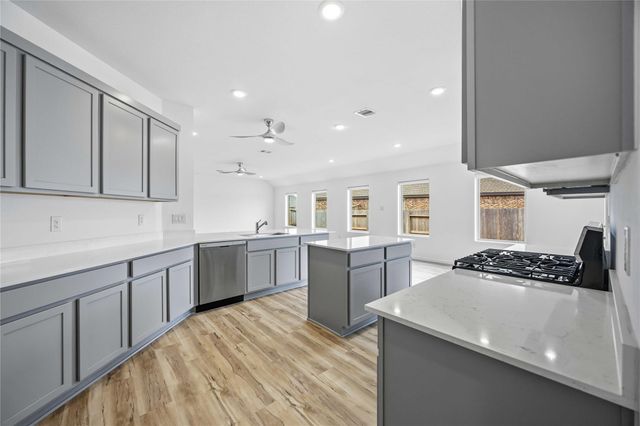 4907 Gentle Creek Court, Richmond, TX 77469