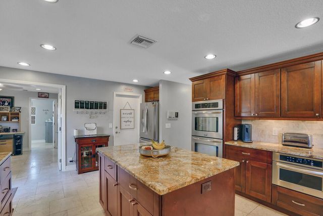8599 Cypress Springs Road, Lake Worth, FL 33467