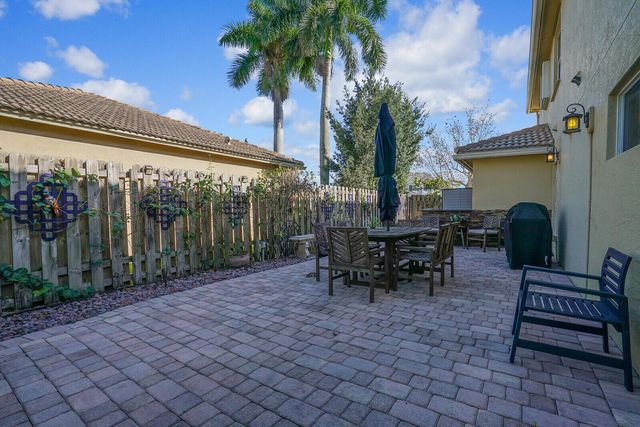 8599 Cypress Springs Road, Lake Worth, FL 33467