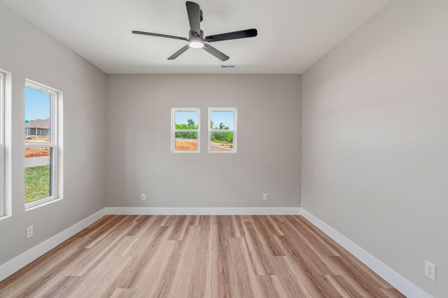 1030 Wentford Avenue, Sweetwater, TN 37874