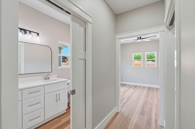 1030 Wentford Avenue, Sweetwater, TN 37874