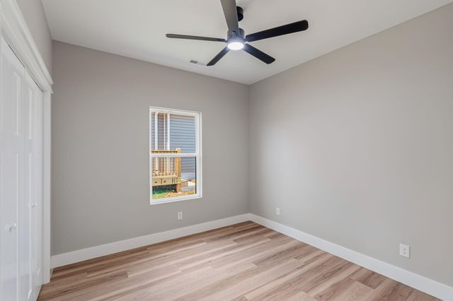 1030 Wentford Avenue, Sweetwater, TN 37874