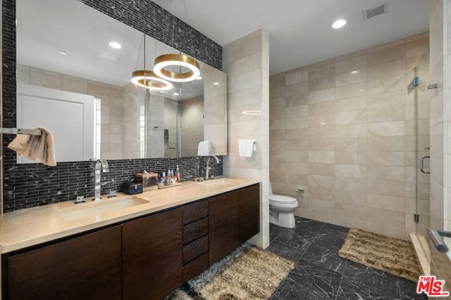 900 W Olympic Boulevard 37K, Los Angeles, CA 90015