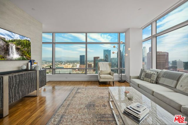 900 W Olympic Boulevard 37K, Los Angeles, CA 90015