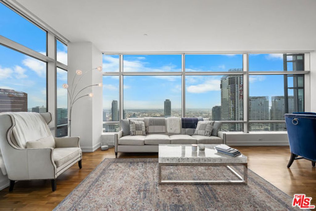 900 W Olympic Boulevard 37K, Los Angeles, CA 90015