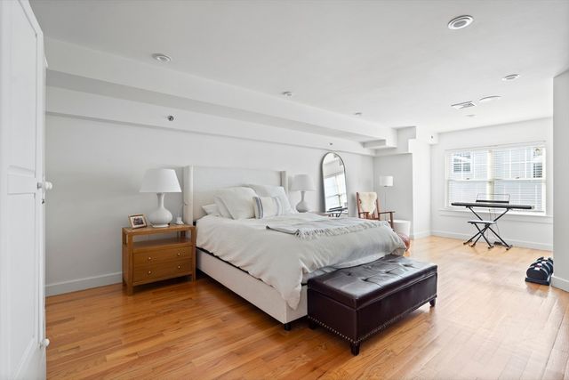 35 Middle Street A, Boston, MA 02127