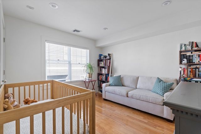 35 Middle Street A, Boston, MA 02127