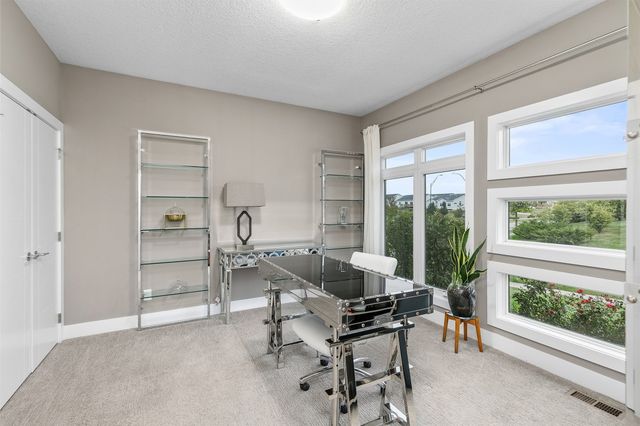 1405 S Arrowleaf Lane, West Des Moines, IA 50266