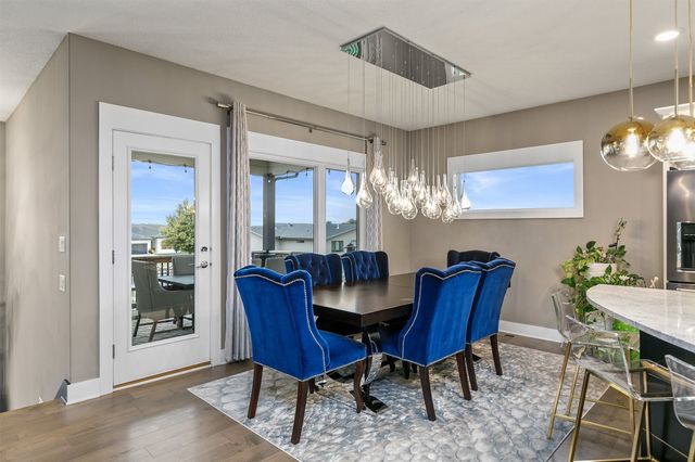 1405 S Arrowleaf Lane, West Des Moines, IA 50266