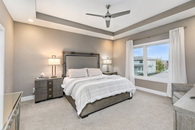 1405 S Arrowleaf Lane, West Des Moines, IA 50266