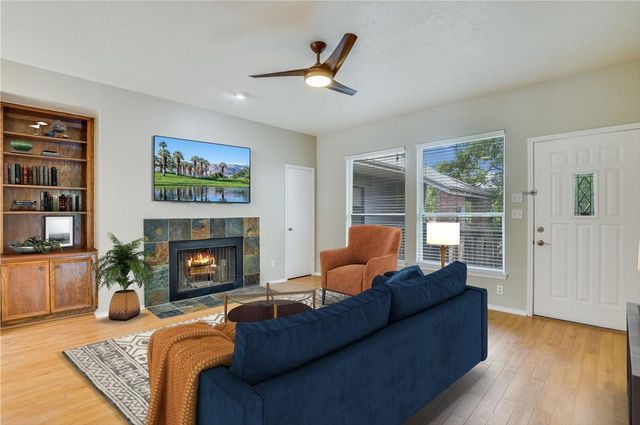 3011 Fruth ST 302, Austin, TX 78705