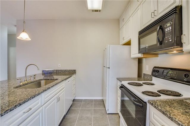 3011 Fruth ST 302, Austin, TX 78705