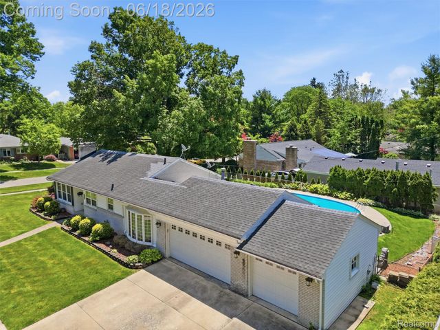 34155 Oakdale Street, Livonia, MI 48154