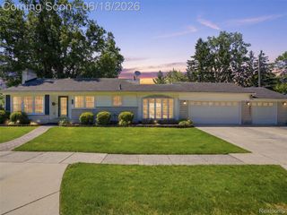 34155 Oakdale Street, Livonia, MI 48154