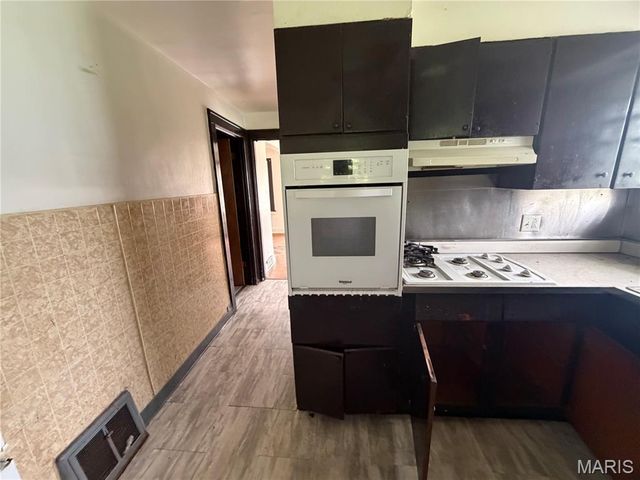 1533 Engelholm Avenue, Pagedale, MO 63133