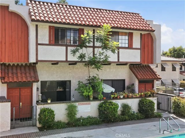 2450 E Del Mar Blvd 17, Pasadena, CA 91107