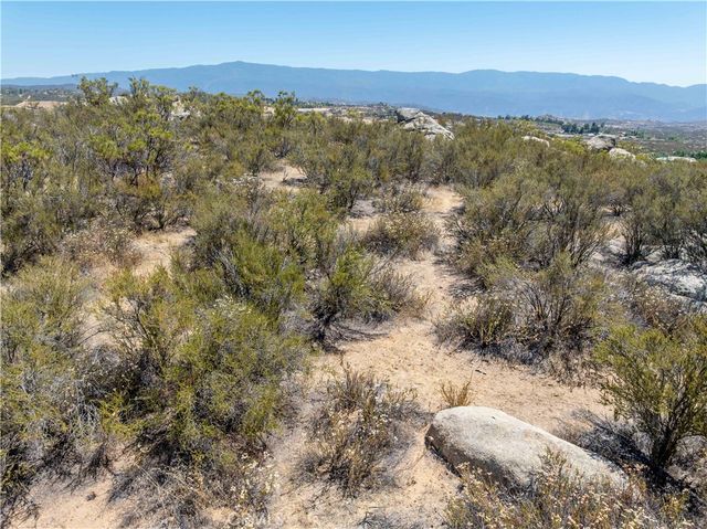 1063 Wildhorse Circle, Aguanga, CA 92536