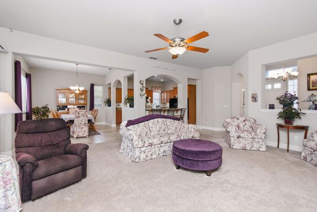 100 Starr Ct, Lincoln, CA 95648